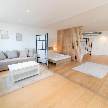 Loft Bord De Mer, Marina Baie Des Anges