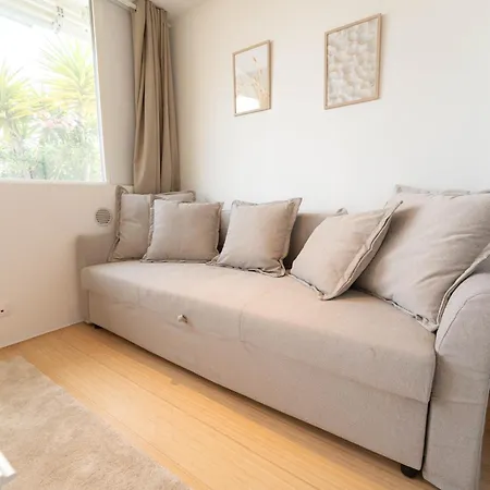 Apartmán Loft Bord De Mer, Marina Baie Des Anges