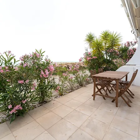 Loft Bord De Mer, Marina Baie Des Anges *