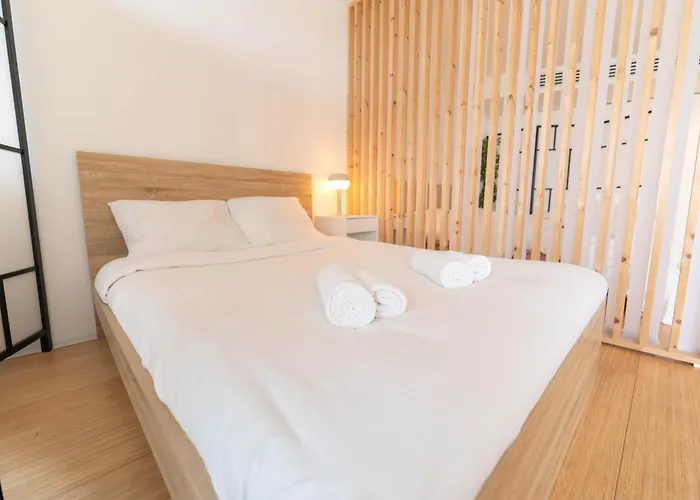 Apartamento Loft Bord De Mer, Marina Baie Des Anges *