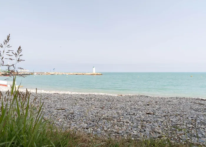 Loft Bord De Mer, Marina Baie Des Anges *