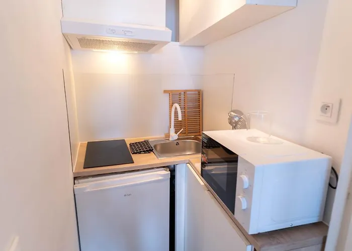 Loft Bord De Mer, Marina Baie Des Anges Apartamento *